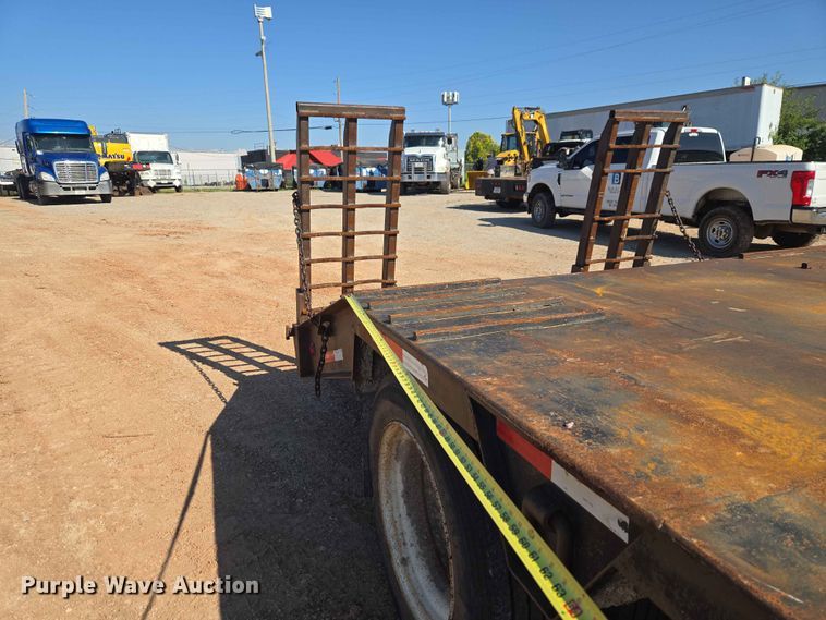 image for item EW0169 1998 Shop built drop deck equipment trailer