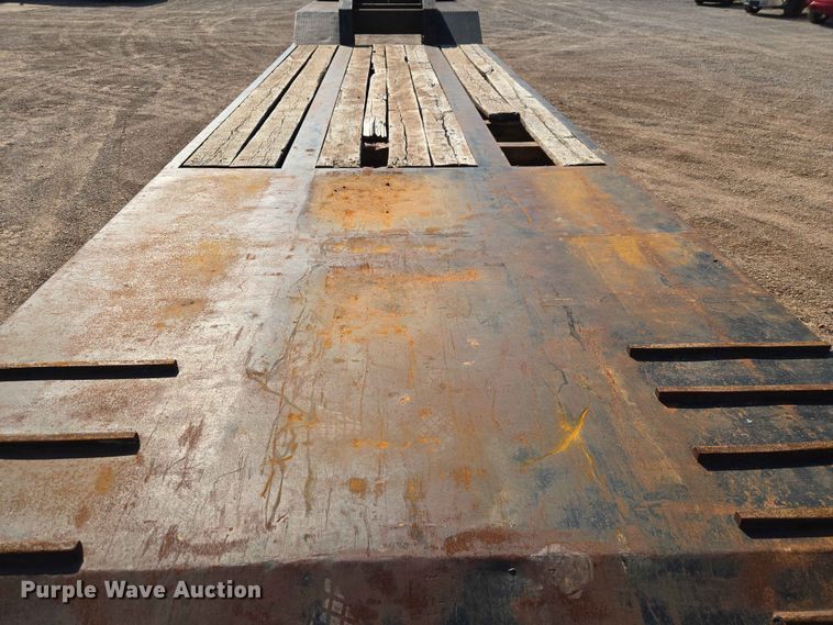 image for item EW0169 1998 Shop built drop deck equipment trailer