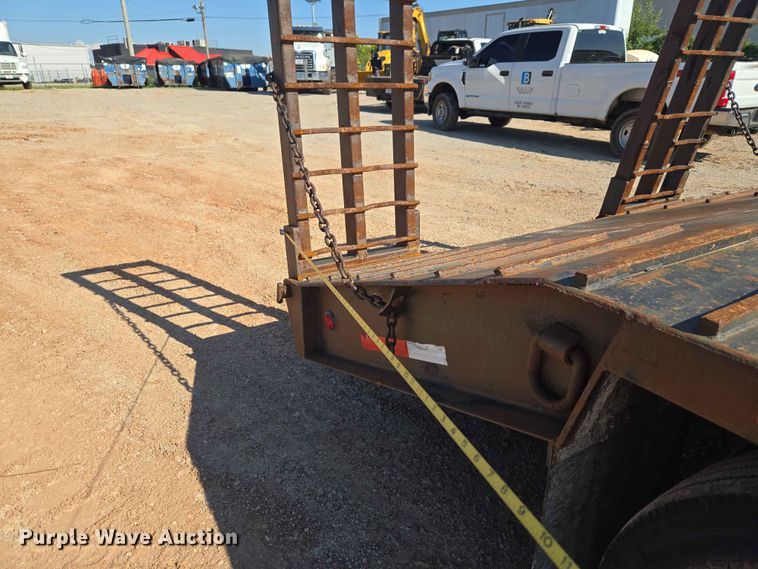 image for item EW0169 1998 Shop built drop deck equipment trailer
