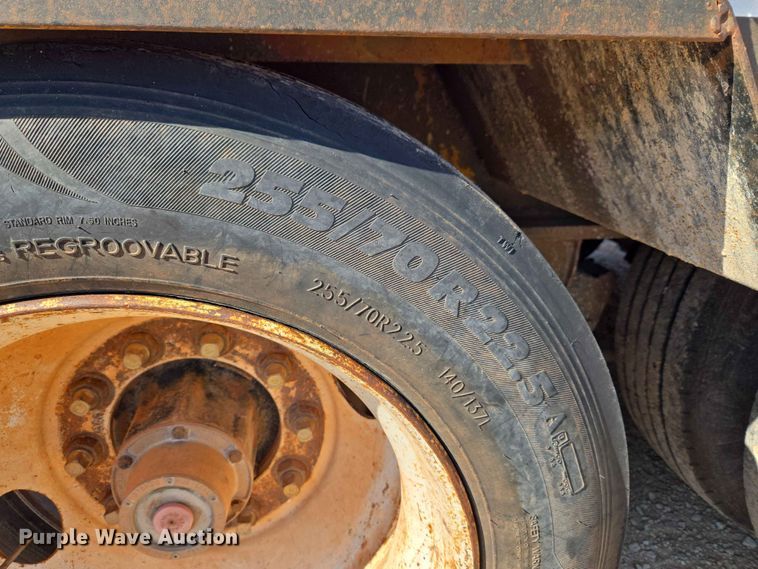 image for item EW0169 1998 Shop built drop deck equipment trailer