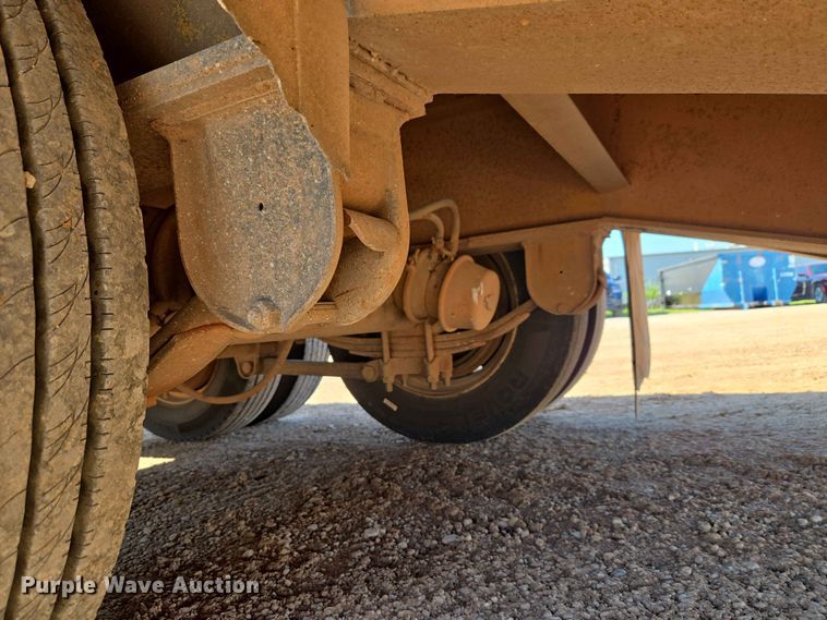 image for item EW0169 1998 Shop built drop deck equipment trailer