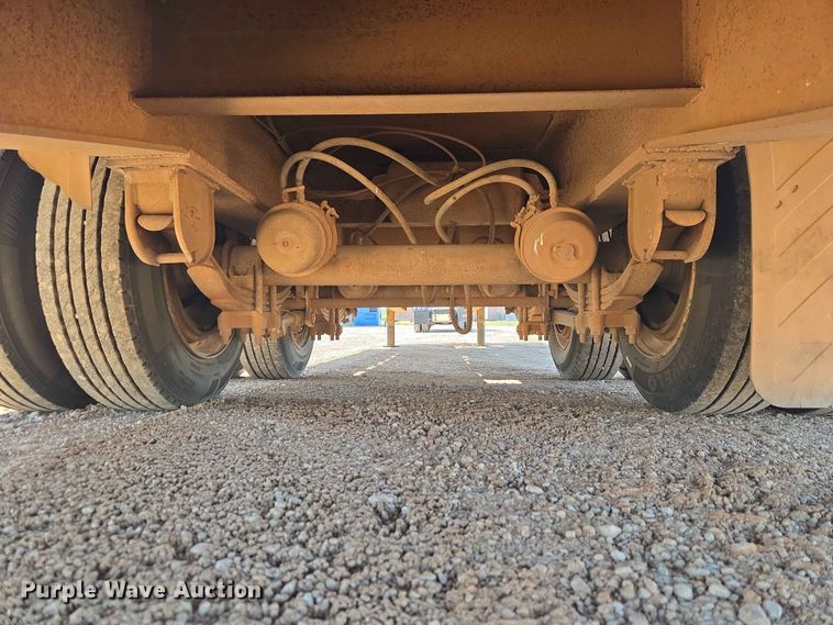 image for item EW0169 1998 Shop built drop deck equipment trailer