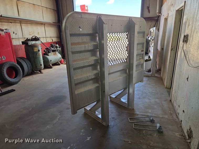 image for item EW0310 Merritt headache rack