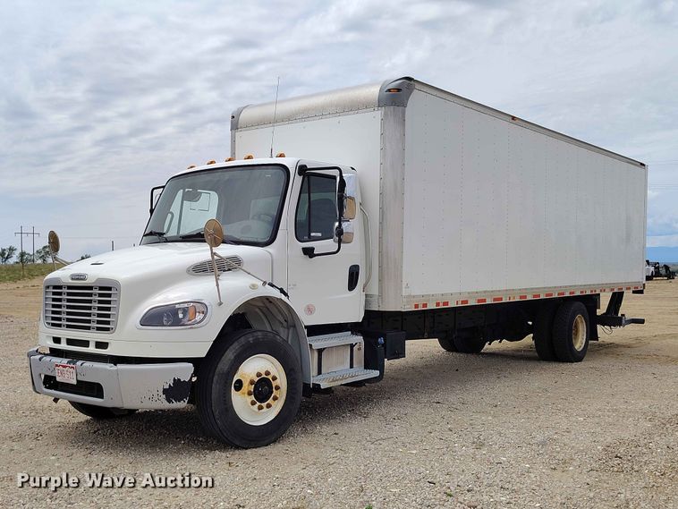 image for item EW1022 2020 Freightliner M2 106 box truck