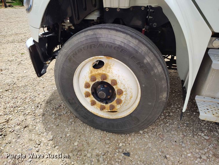 image for item EW1022 2020 Freightliner M2 106 box truck
