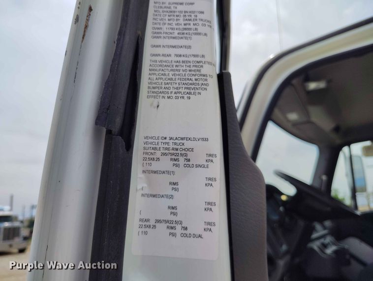 image for item EW1022 2020 Freightliner M2 106 box truck