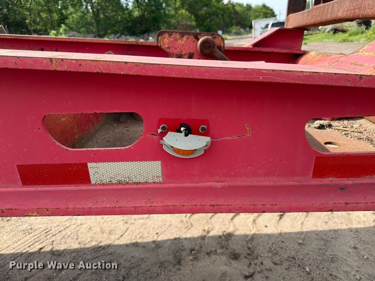 image for item EW4784 2011 Advanced Hauler lowboy equipment trailer