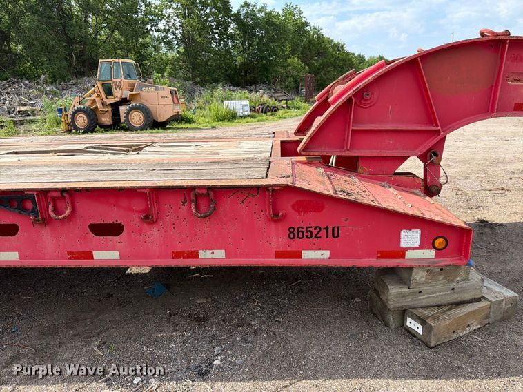 image for item EW4784 2011 Advanced Hauler lowboy equipment trailer