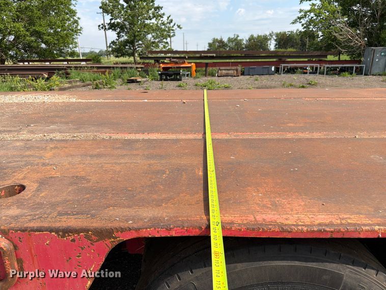 image for item EW4784 2011 Advanced Hauler lowboy equipment trailer