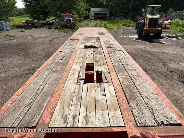 image for item EW4784 2011 Advanced Hauler lowboy equipment trailer