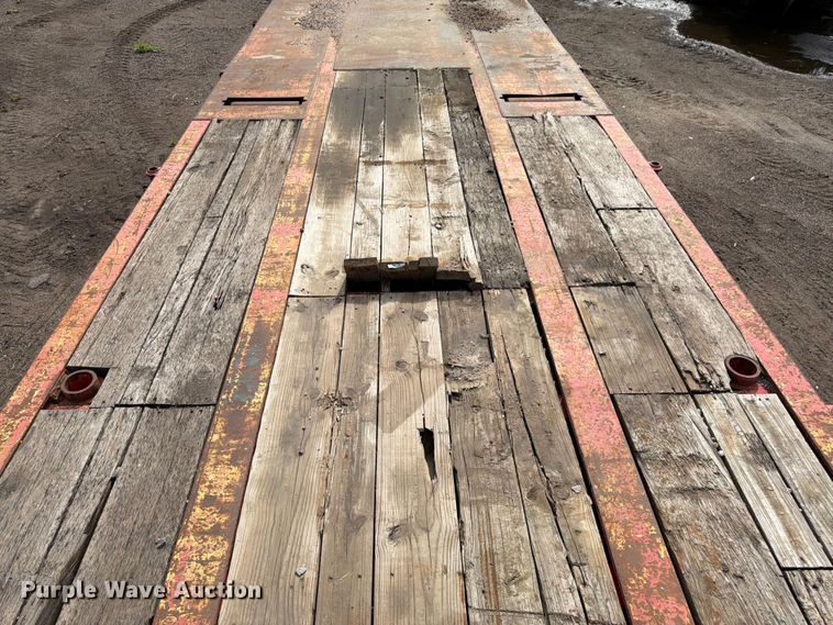image for item EW4784 2011 Advanced Hauler lowboy equipment trailer