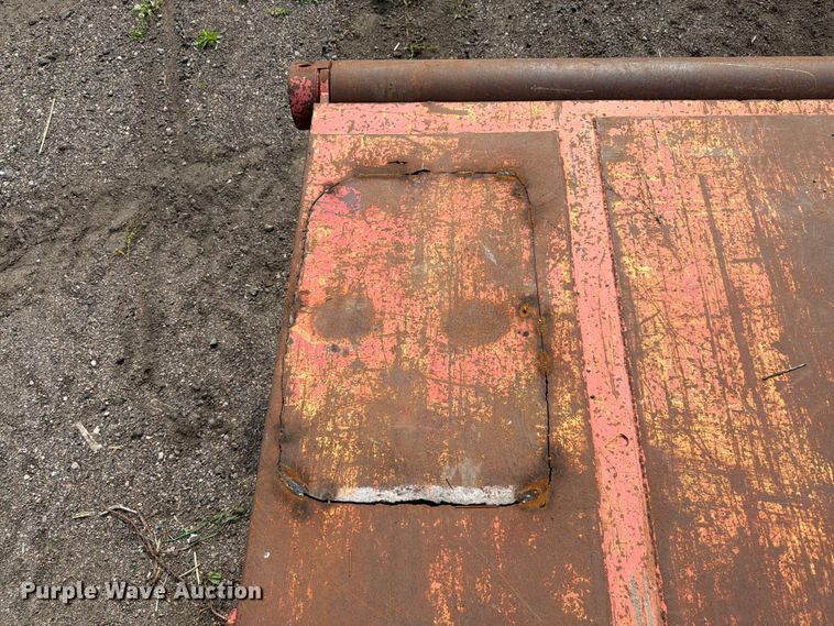image for item EW4784 2011 Advanced Hauler lowboy equipment trailer
