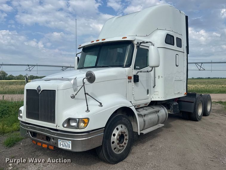 2006 International 9400I Semi Truck VIN: 2HSCNSBR86C201613 Lot: 999408858