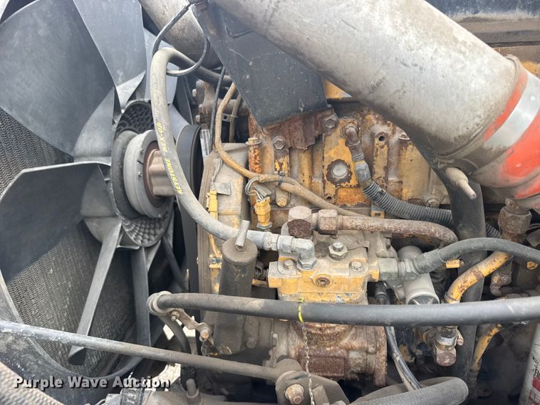 image for item EW4785 2006 International 9400i semi truck
