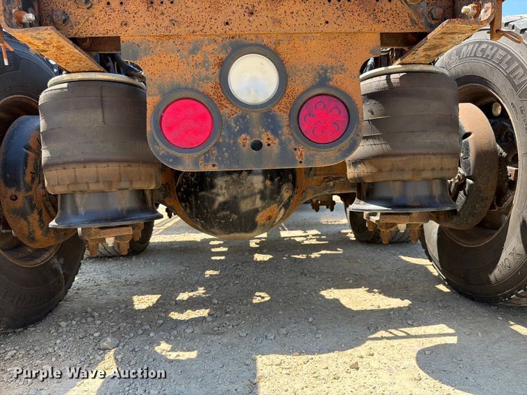 image for item EX4495 2015 Freightliner Cascadia semi truck