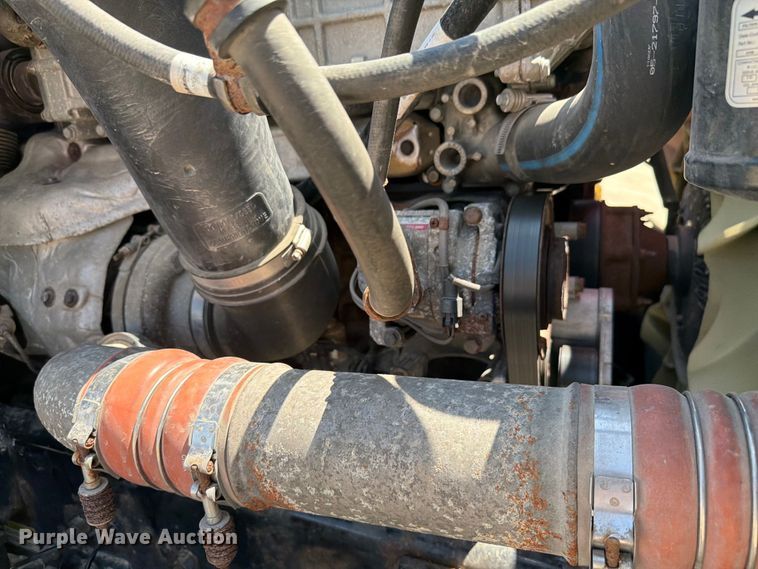 image for item EX4495 2015 Freightliner Cascadia semi truck