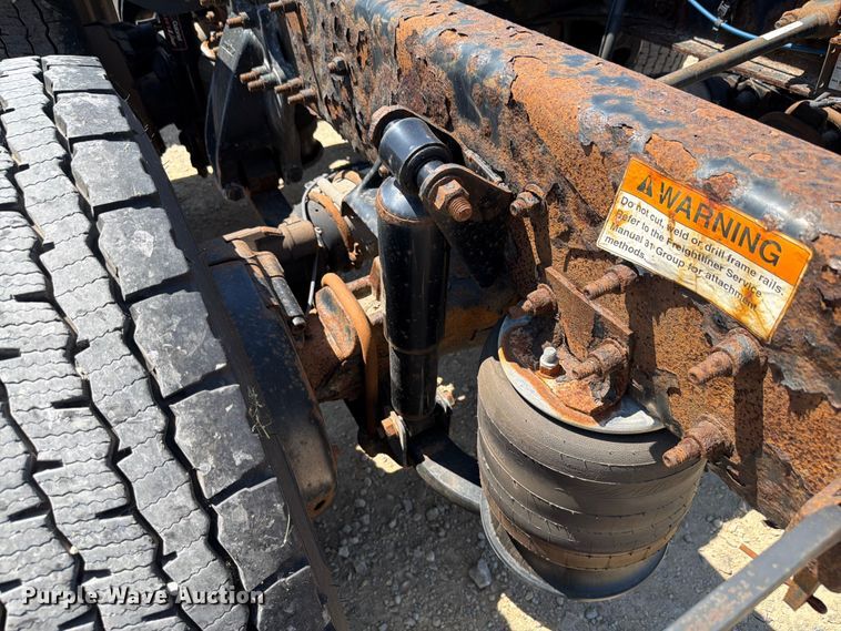 image for item EX4495 2015 Freightliner Cascadia semi truck