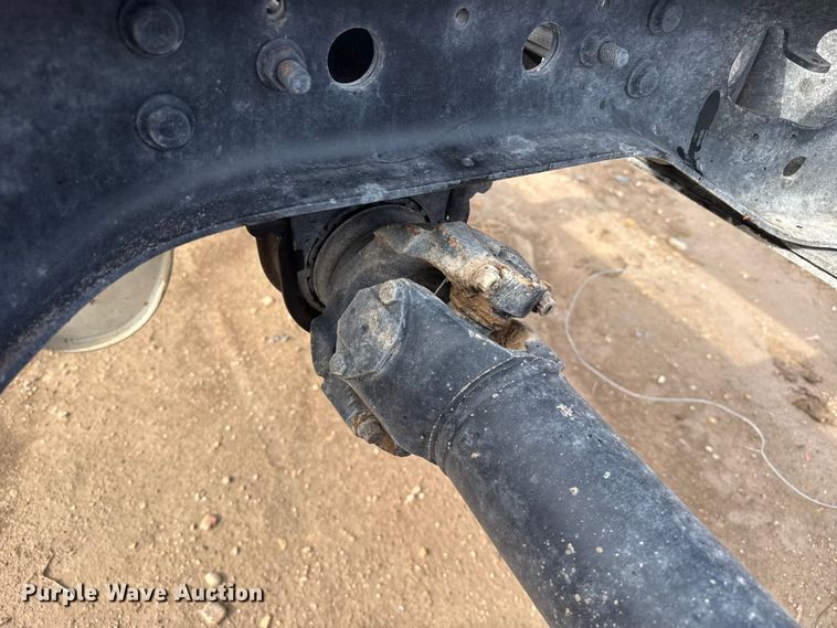 image for item FB6726 2007 International 7400 truck cab and chassis