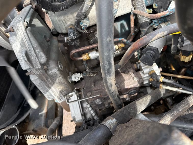 image for item FB6726 2007 International 7400 truck cab and chassis