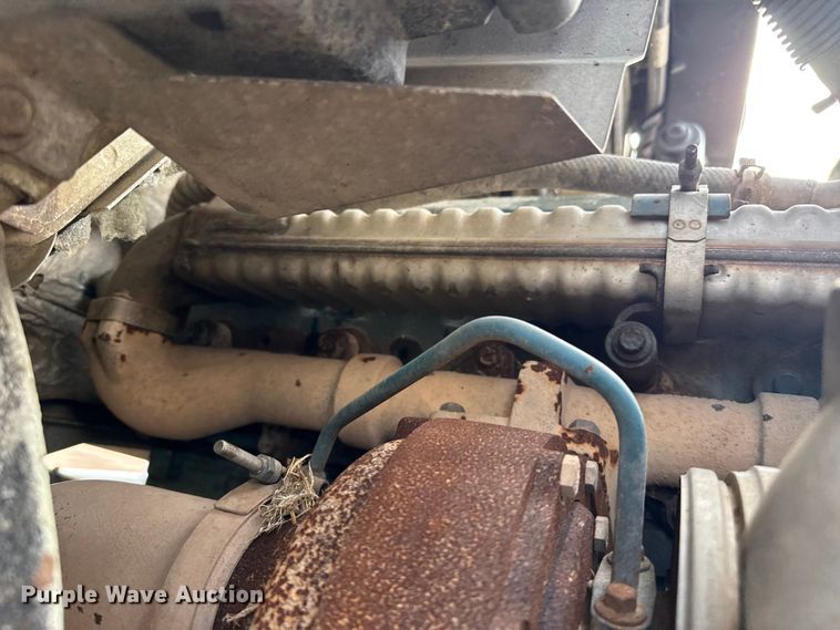 image for item FB6726 2007 International 7400 truck cab and chassis