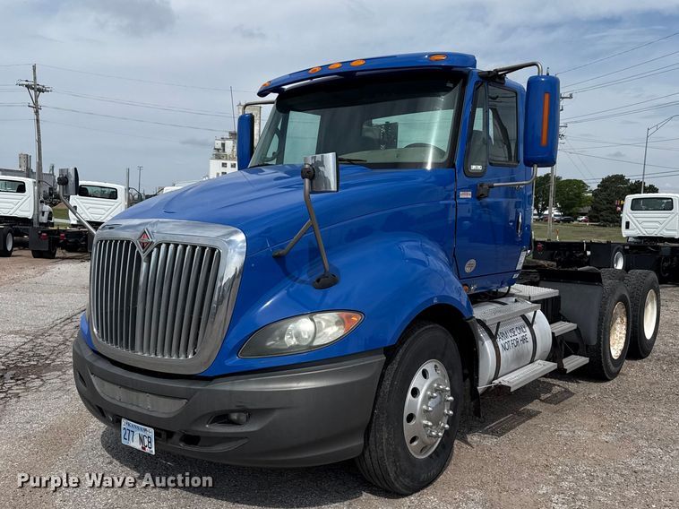 2010 International Prostar Premium Semi Truck VIN: 2HSCUAPR6AC170196 Lot: 999408906