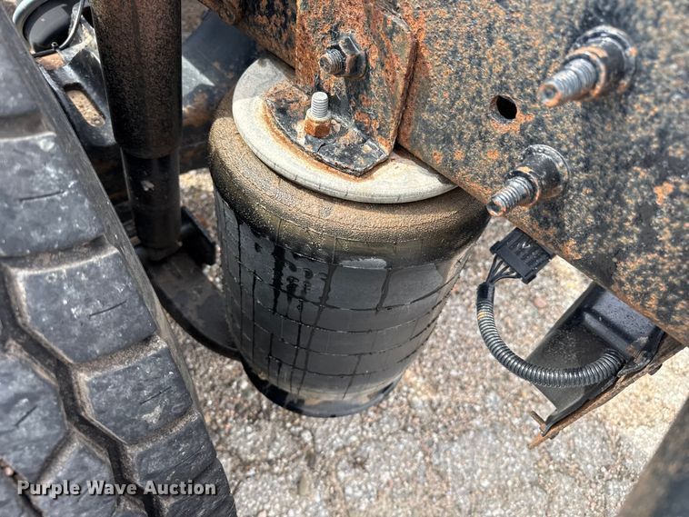 image for item FB6728 2010 International Prostar Premium semi truck