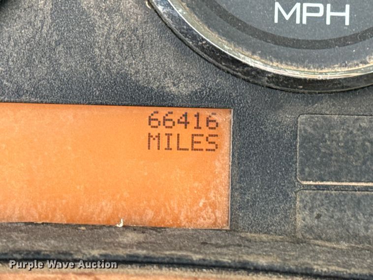 image for item FB6728 2010 International Prostar Premium semi truck