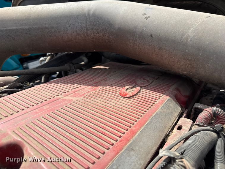 image for item FB6728 2010 International Prostar Premium semi truck