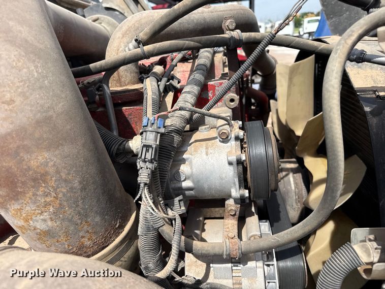 image for item FB6728 2010 International Prostar Premium semi truck
