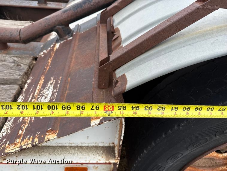 image for item FB6729 1984 Fruehauf equipment trailer