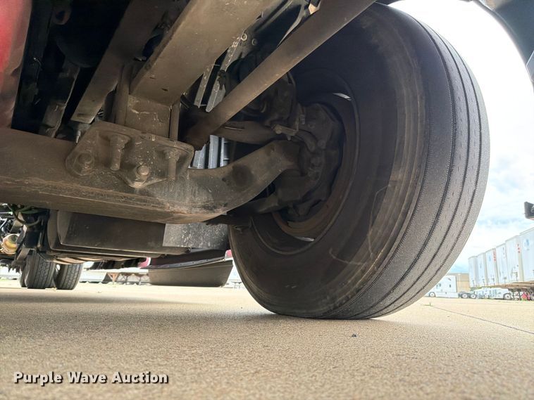 image for item FB7457 2019 International LT625 semi truck