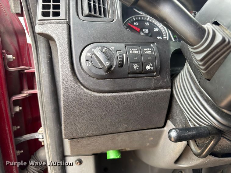 image for item FB7457 2019 International LT625 semi truck