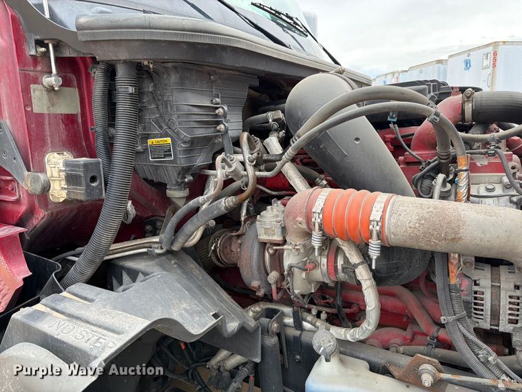 image for item FB7457 2019 International LT625 semi truck