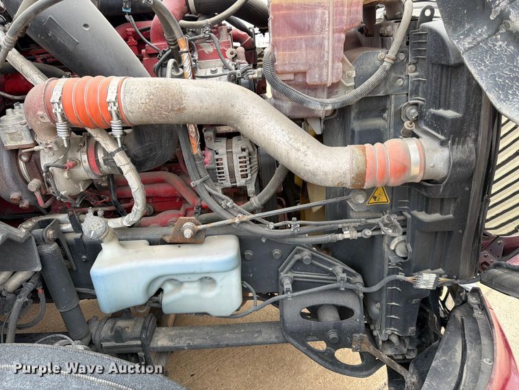 image for item FB7457 2019 International LT625 semi truck