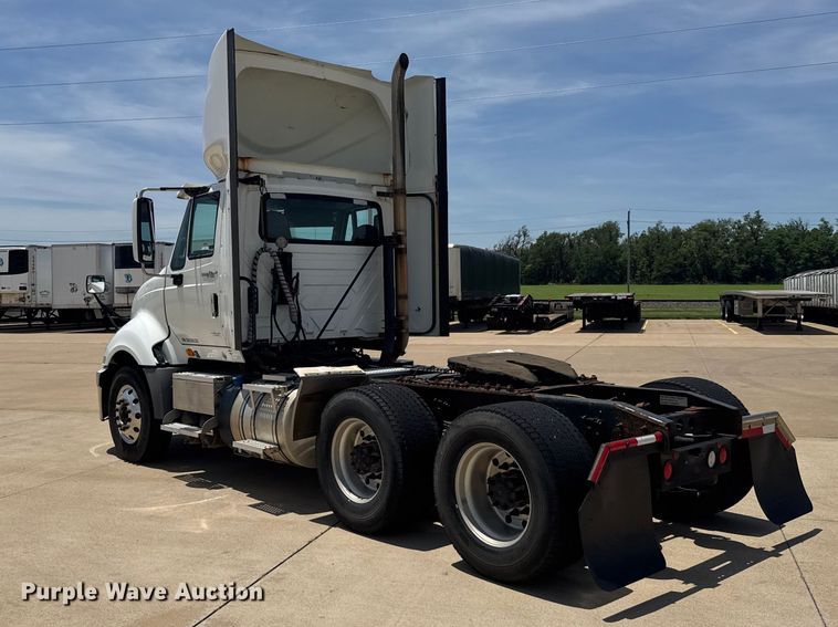 image for item FB7459 2013 International LF687 semi truck