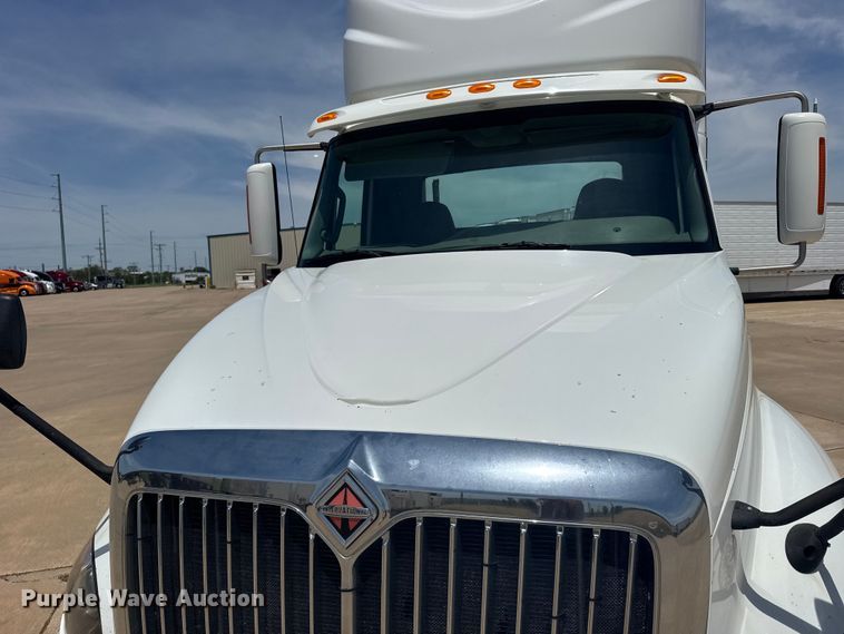 image for item FB7459 2013 International LF687 semi truck