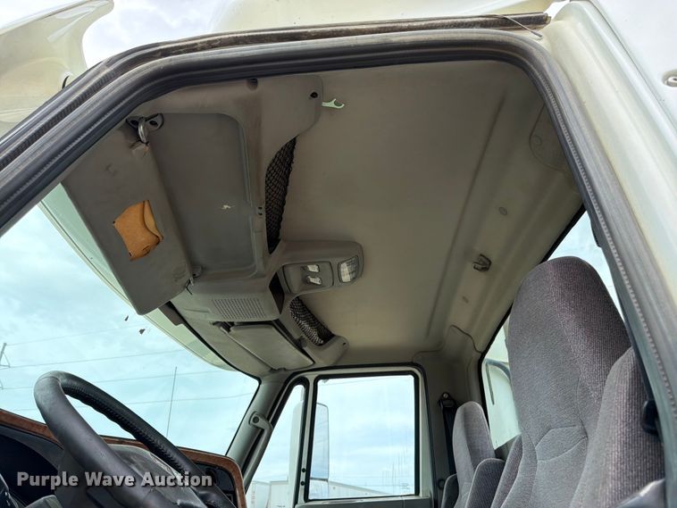 image for item FB7459 2013 International LF687 semi truck