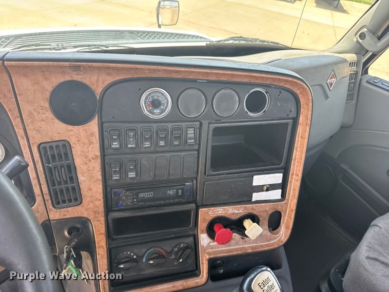 image for item FB7459 2013 International LF687 semi truck