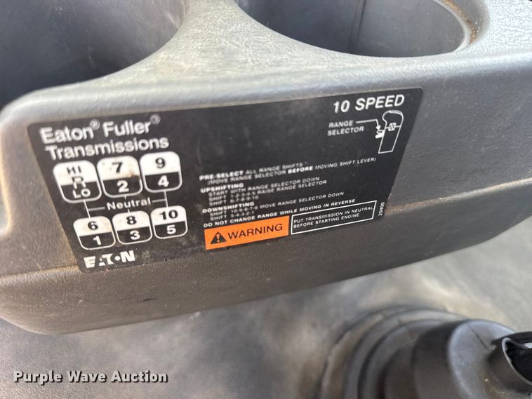 image for item FB7459 2013 International LF687 semi truck