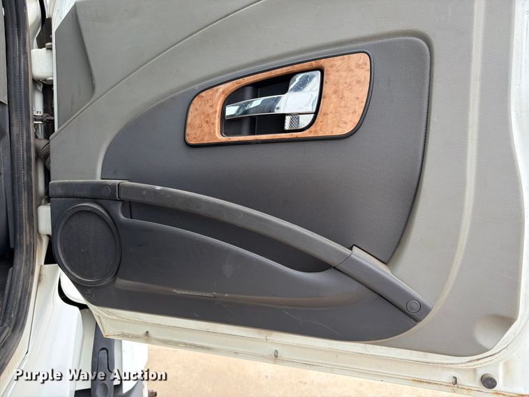 image for item FB7459 2013 International LF687 semi truck