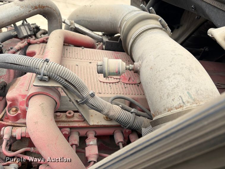 image for item FB7459 2013 International LF687 semi truck