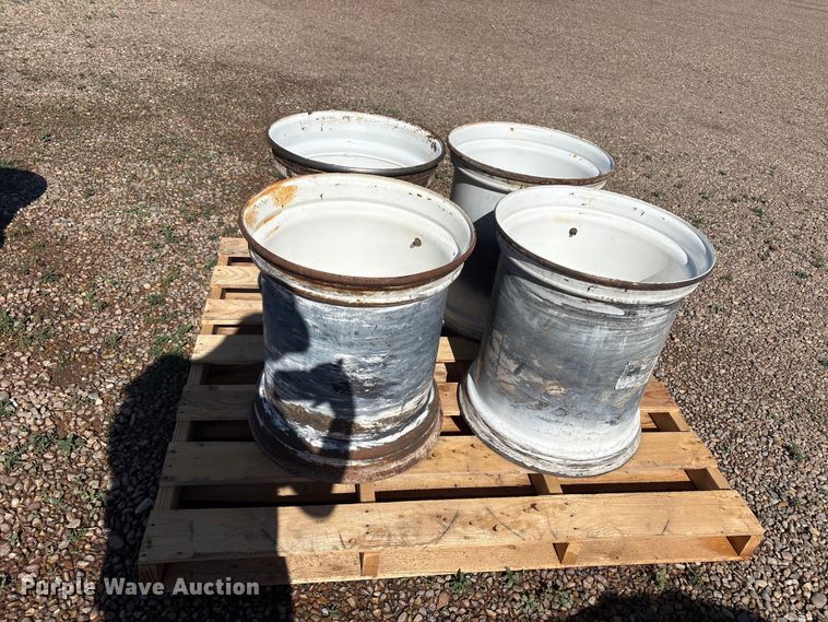 image for item FC2388 (4) 24x22.5 wheels