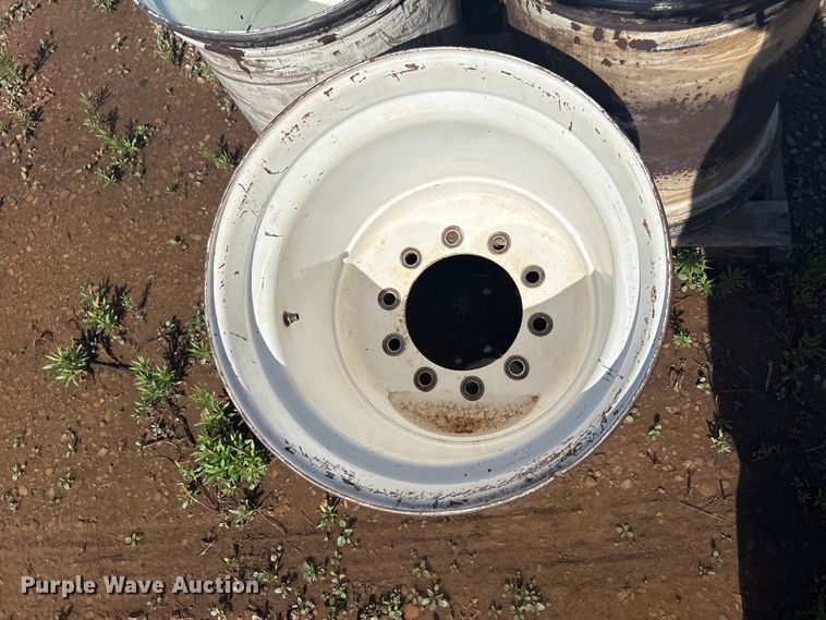 image for item FC2390 (5) 24x22.5 wheels