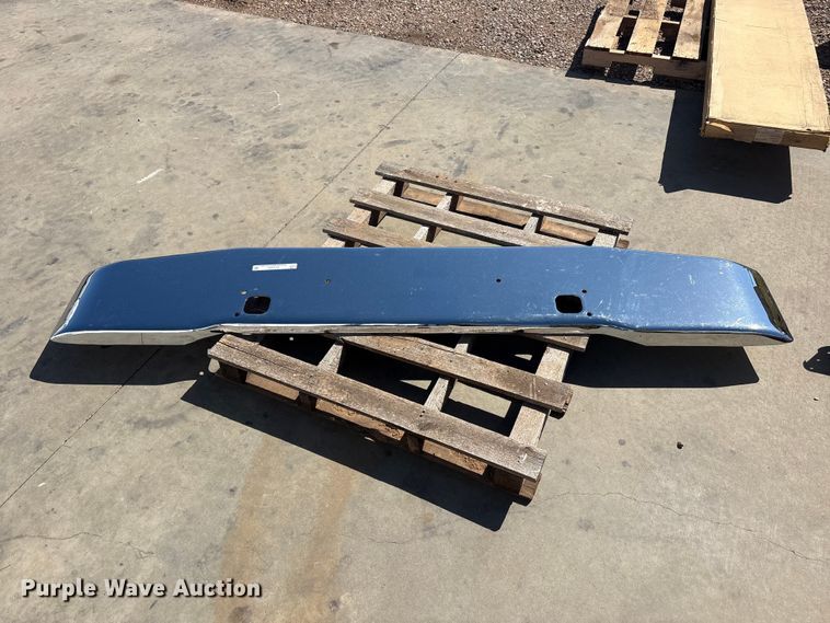 image for item FC2395 Front bumper