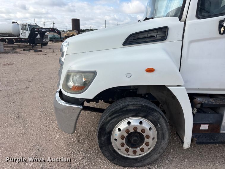 image for item FC2403 2016 Hino 268 rollback truck
