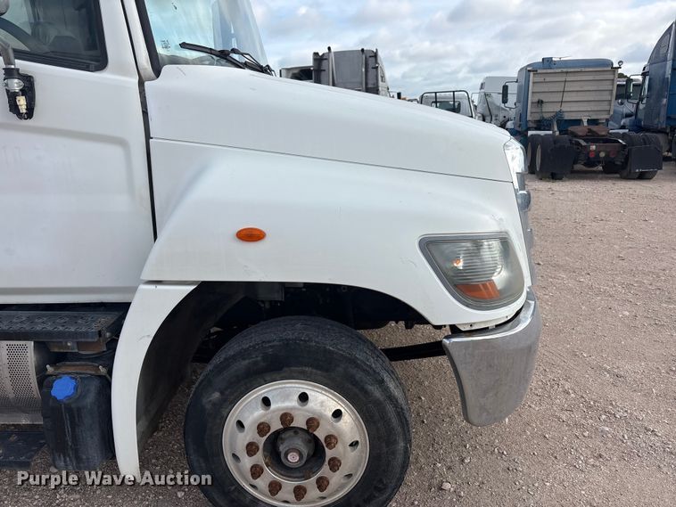 image for item FC2403 2016 Hino 268 rollback truck