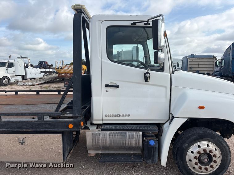 image for item FC2403 2016 Hino 268 rollback truck