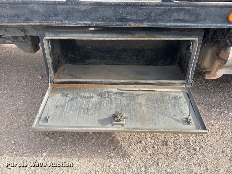 image for item FC2403 2016 Hino 268 rollback truck