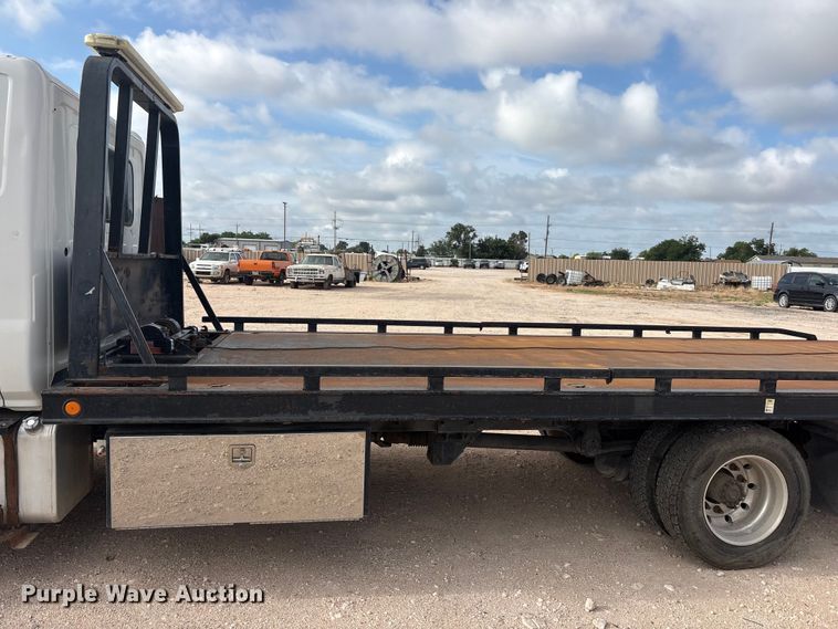 image for item FC2403 2016 Hino 268 rollback truck