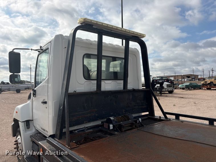image for item FC2403 2016 Hino 268 rollback truck